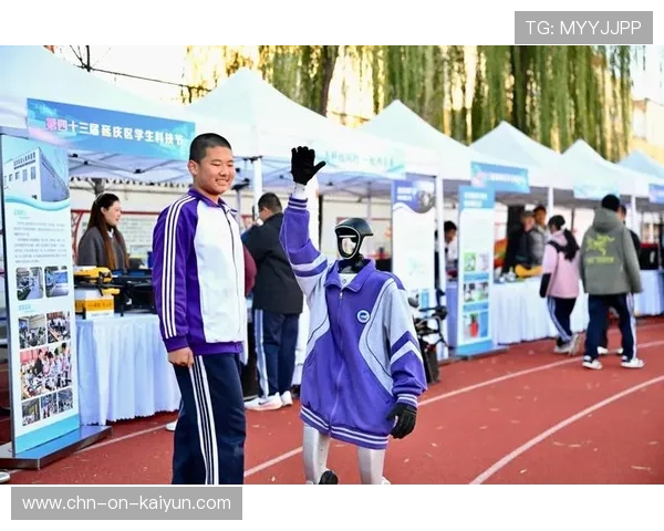 学校引入无人机足球课程，学生兴趣与技能双提升